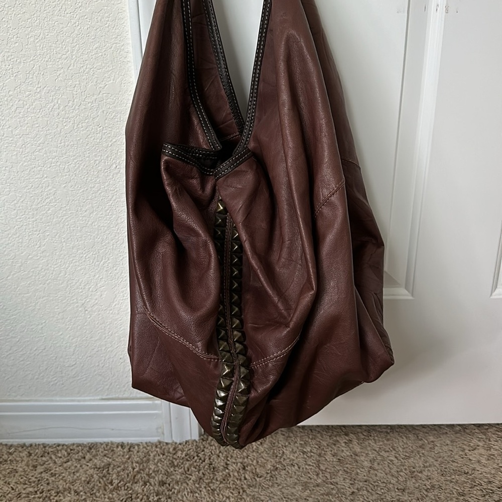 Tylie Malibu Mojave XL Sling Hobo Bag